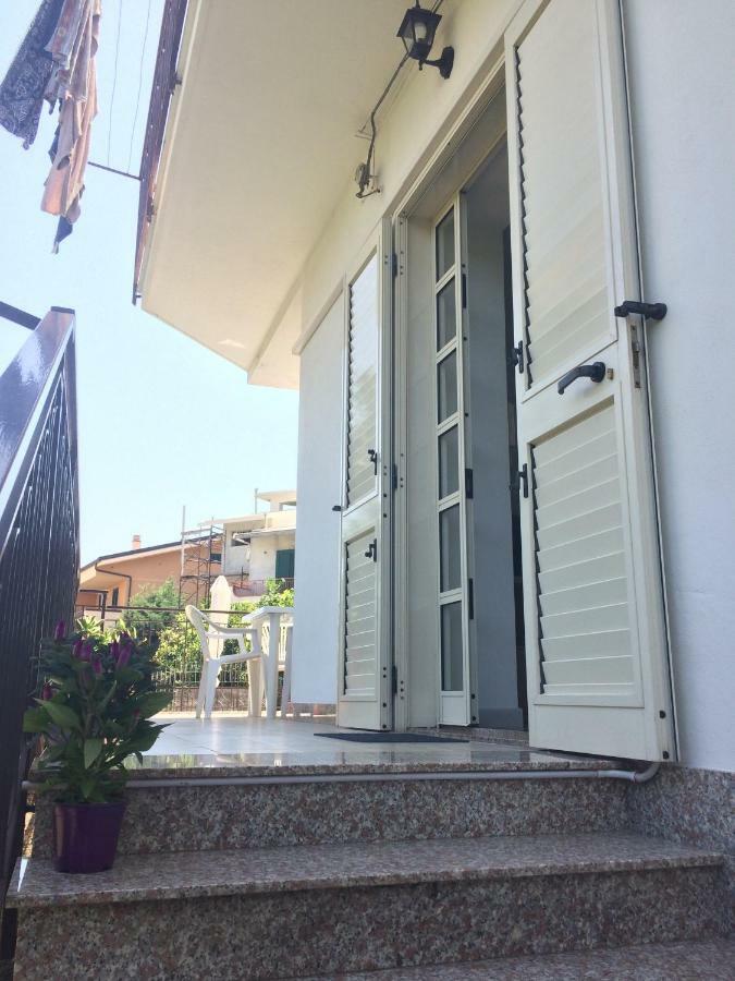 Casa Vacanze Il Gelsomino Patti Luaran gambar