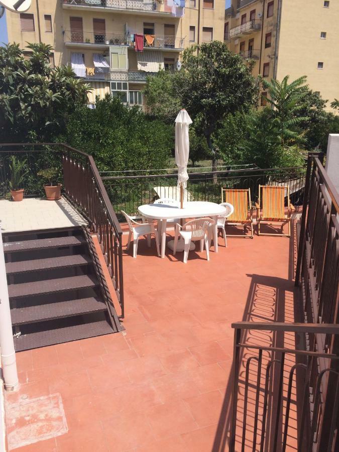 Casa Vacanze Il Gelsomino Patti Luaran gambar